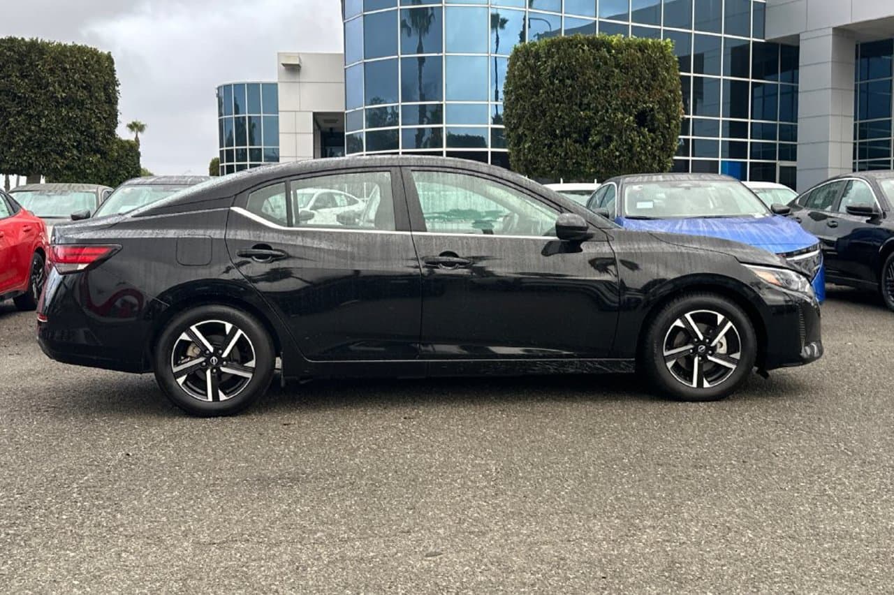 2024 Nissan Sentra SV 3