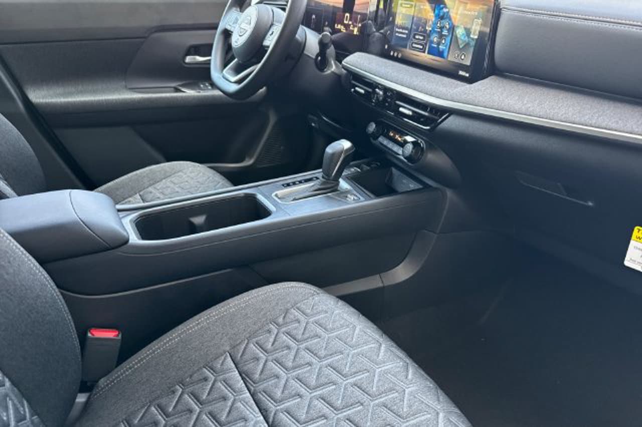 2026 Nissan Kicks SV 13