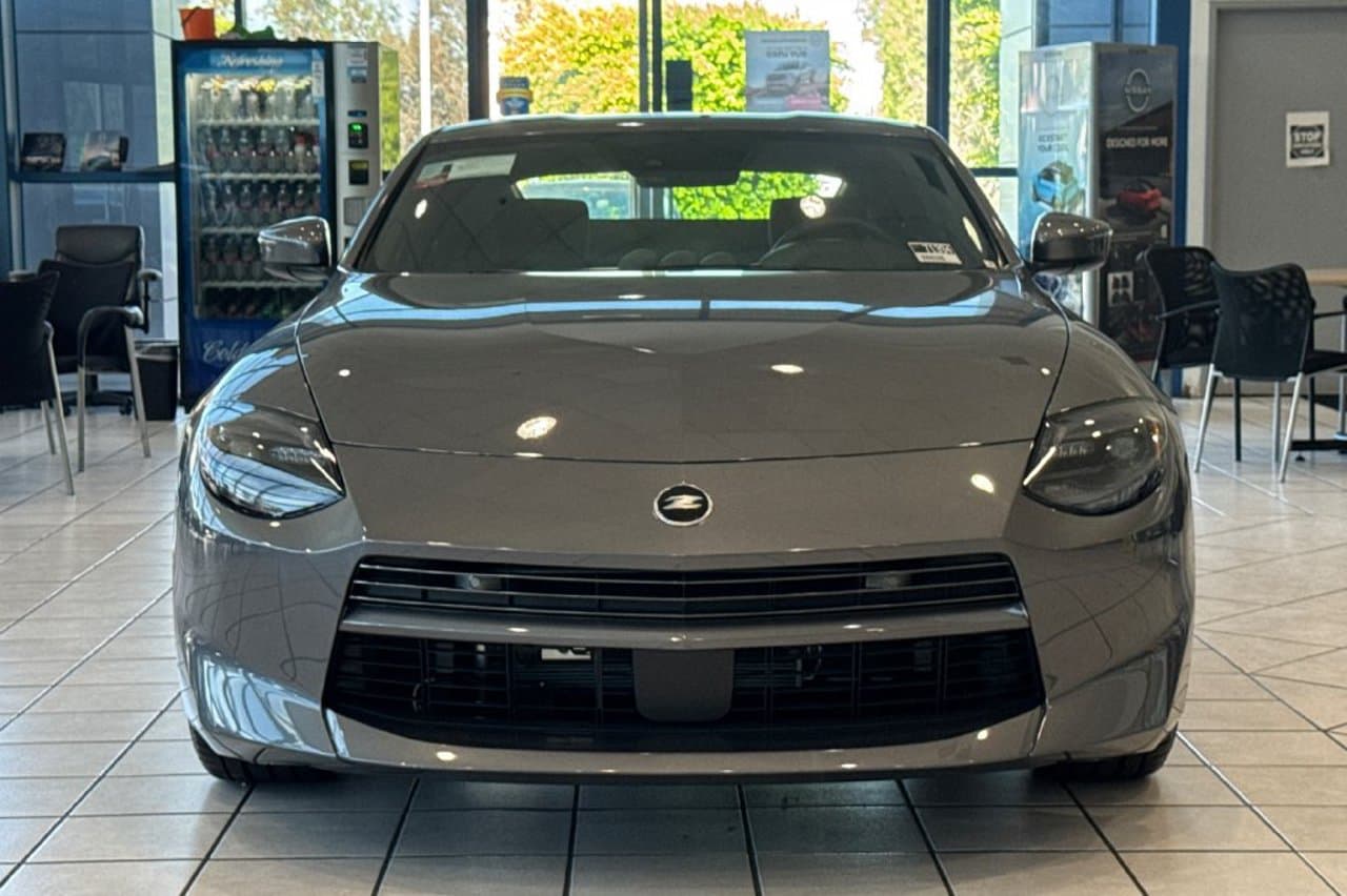2027 Nissan Z Sport 7