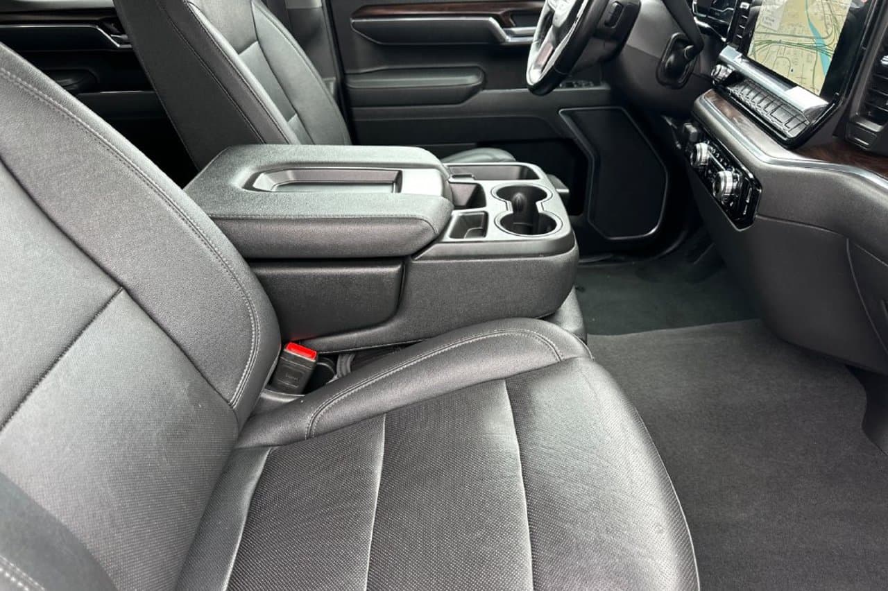 2025 GMC Sierra 1500 SLT 12