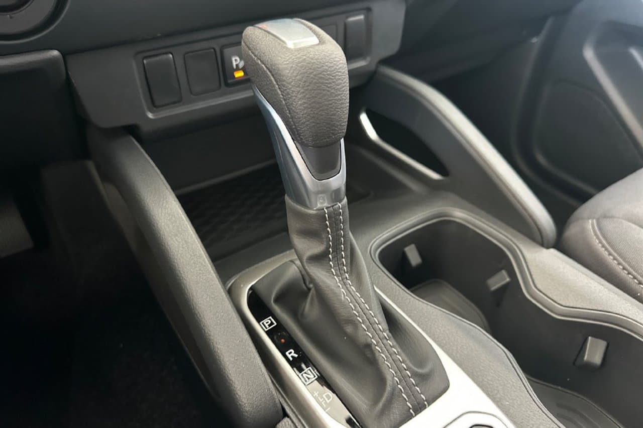 2026 Nissan Frontier SV 17