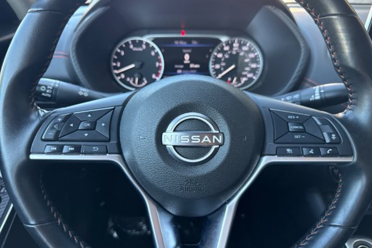 2025 Nissan Sentra SR 20