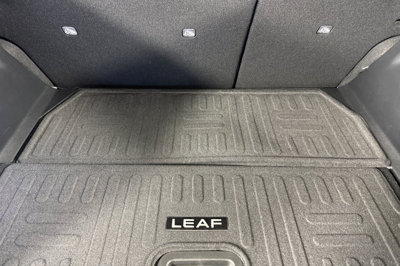 2026 Nissan LEAF PLATINUM+ 12