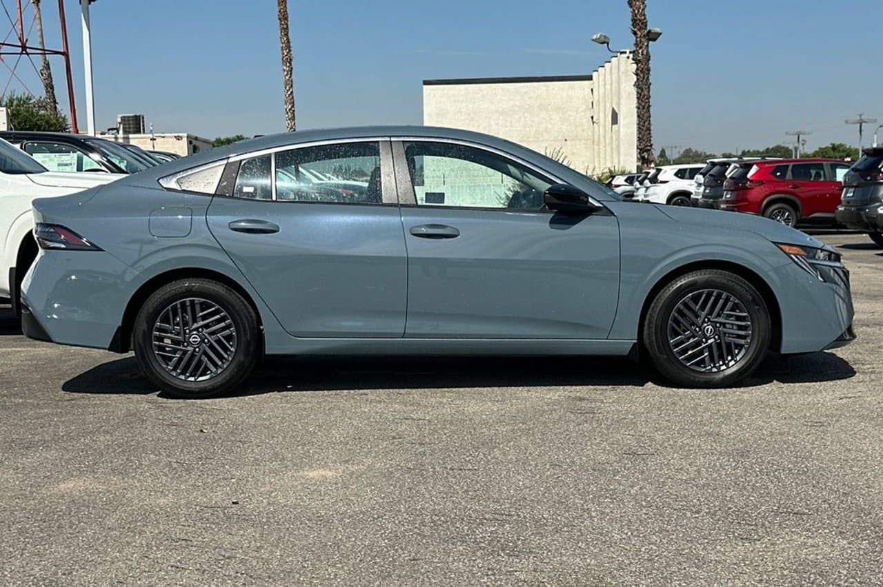 2026 Nissan Sentra SV 2