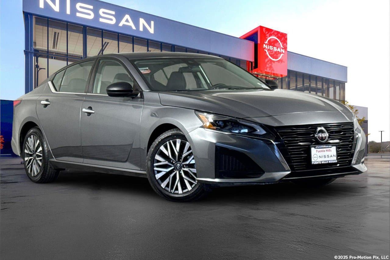 2024 Nissan Altima 2.5 SV 1