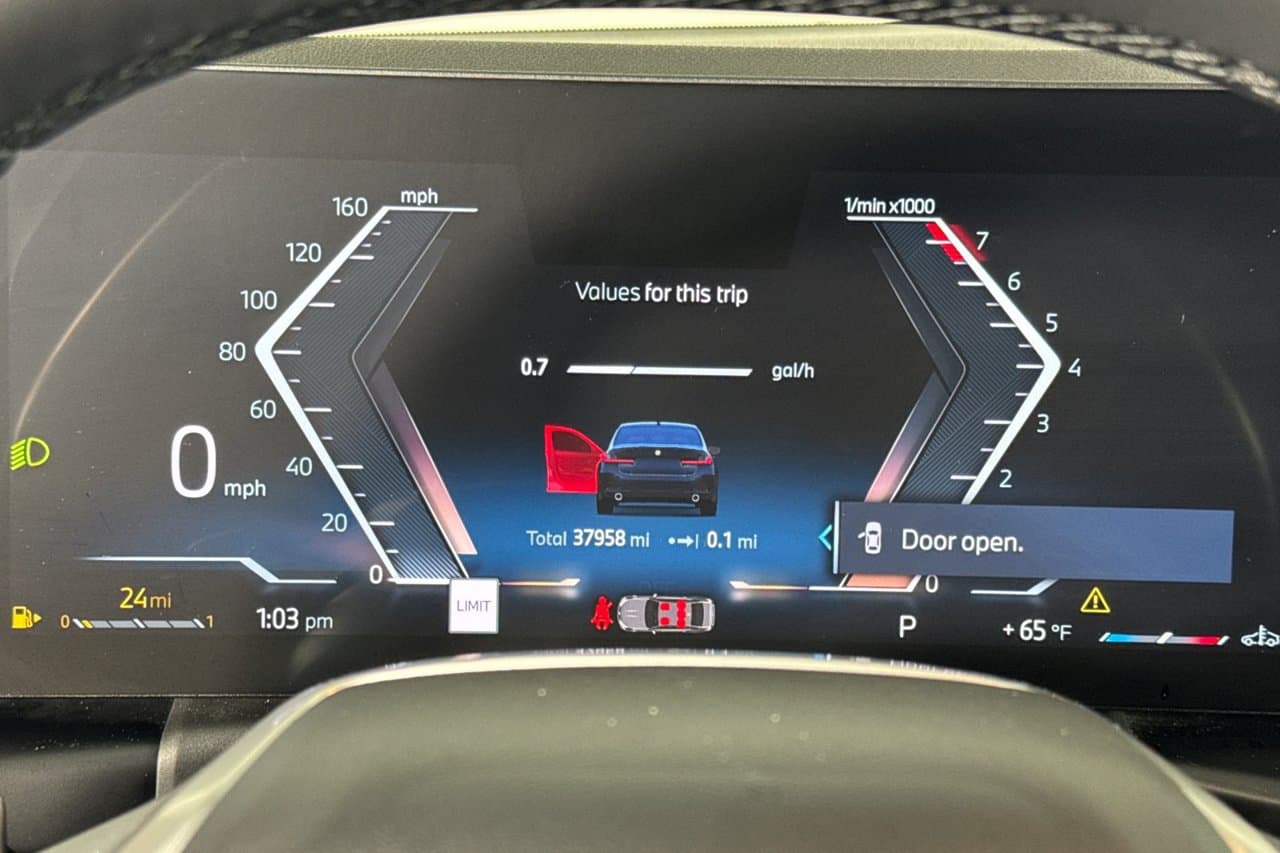 2025 BMW 3 Series 330i 21