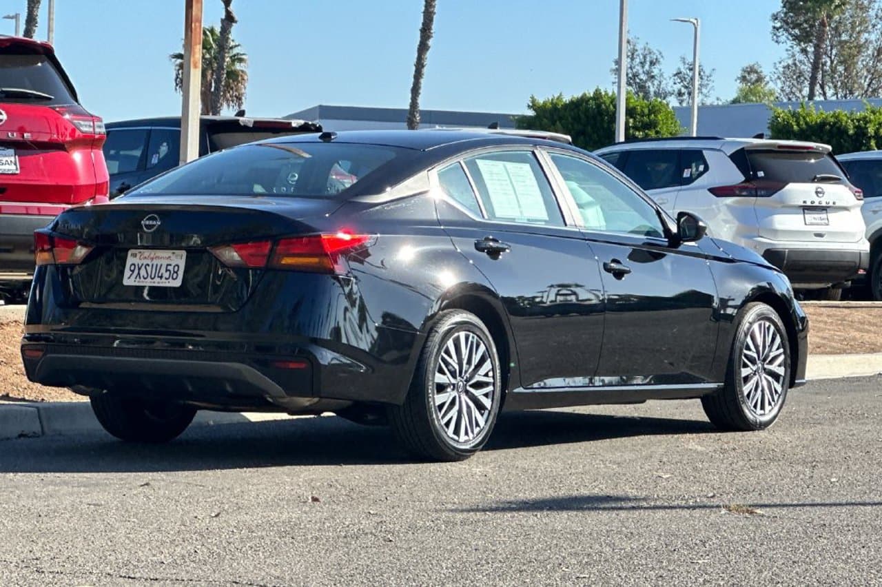 2026 Nissan Altima SV 4