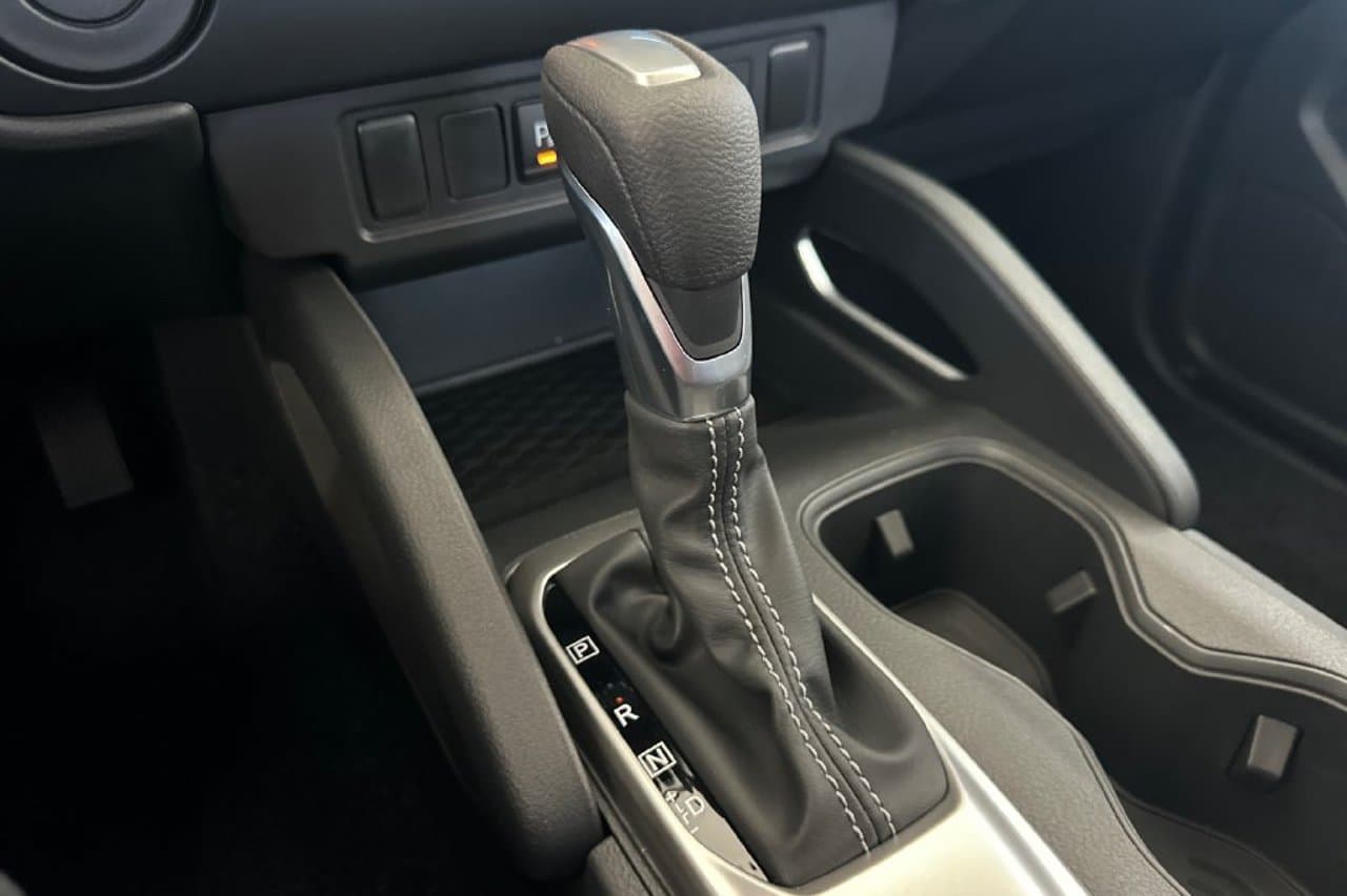 2026 Nissan Frontier SV 16