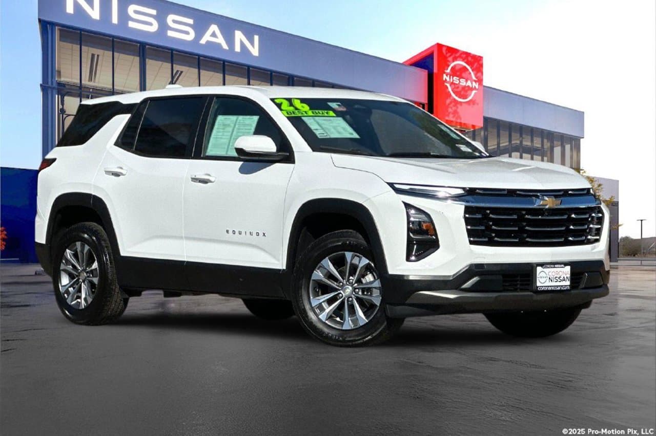 2026 Chevrolet Equinox FWD LT 2