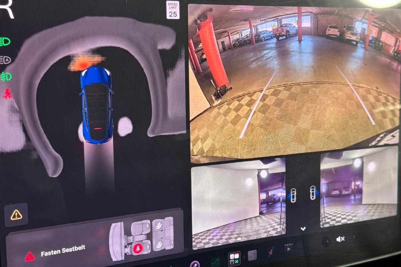 2022 Tesla Model Y Long Range 18