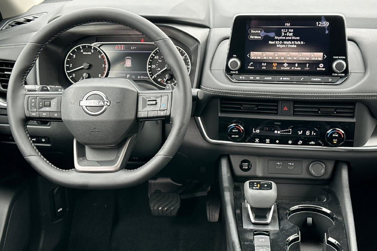 2026 Nissan Rogue SV 11