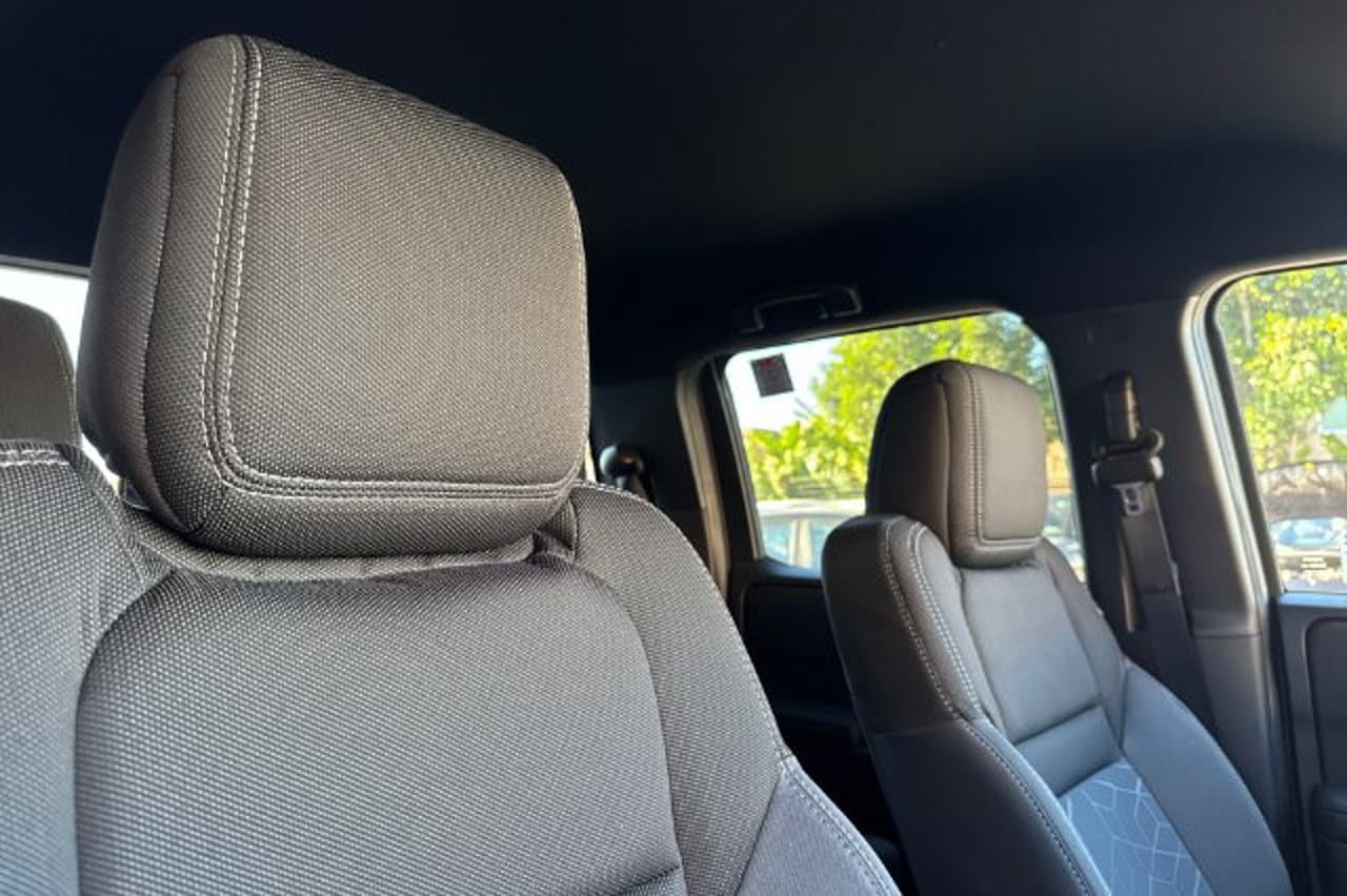 2026 Nissan Frontier SV 13