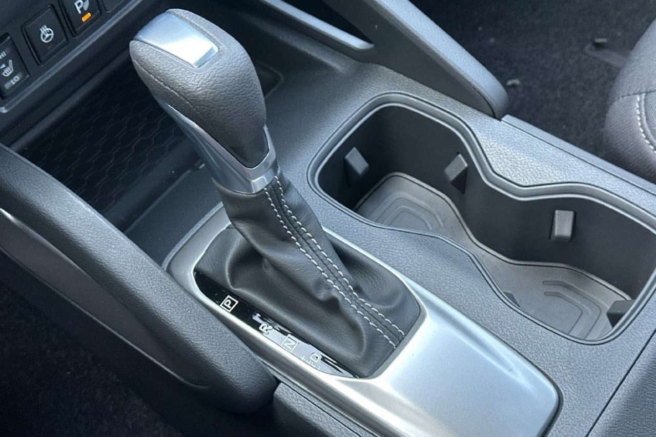 2027 Nissan Frontier SV 17
