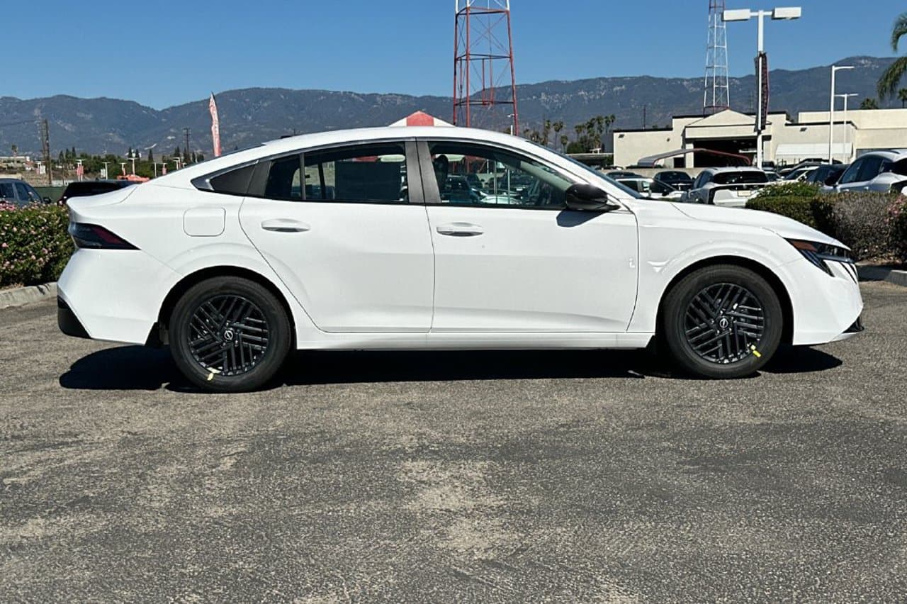 2027 Nissan Sentra SV 2