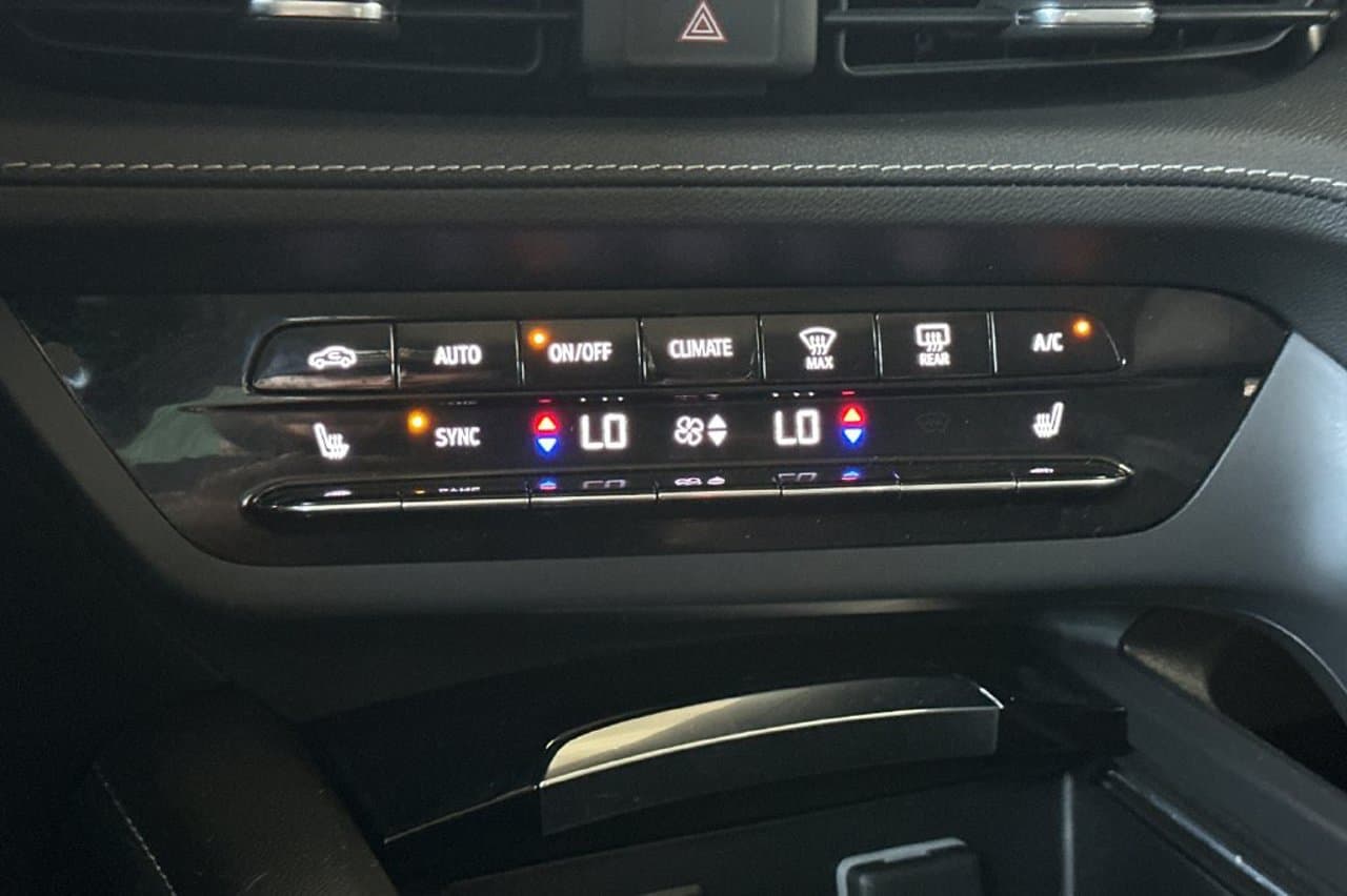 2023 Buick Envision Essence 17