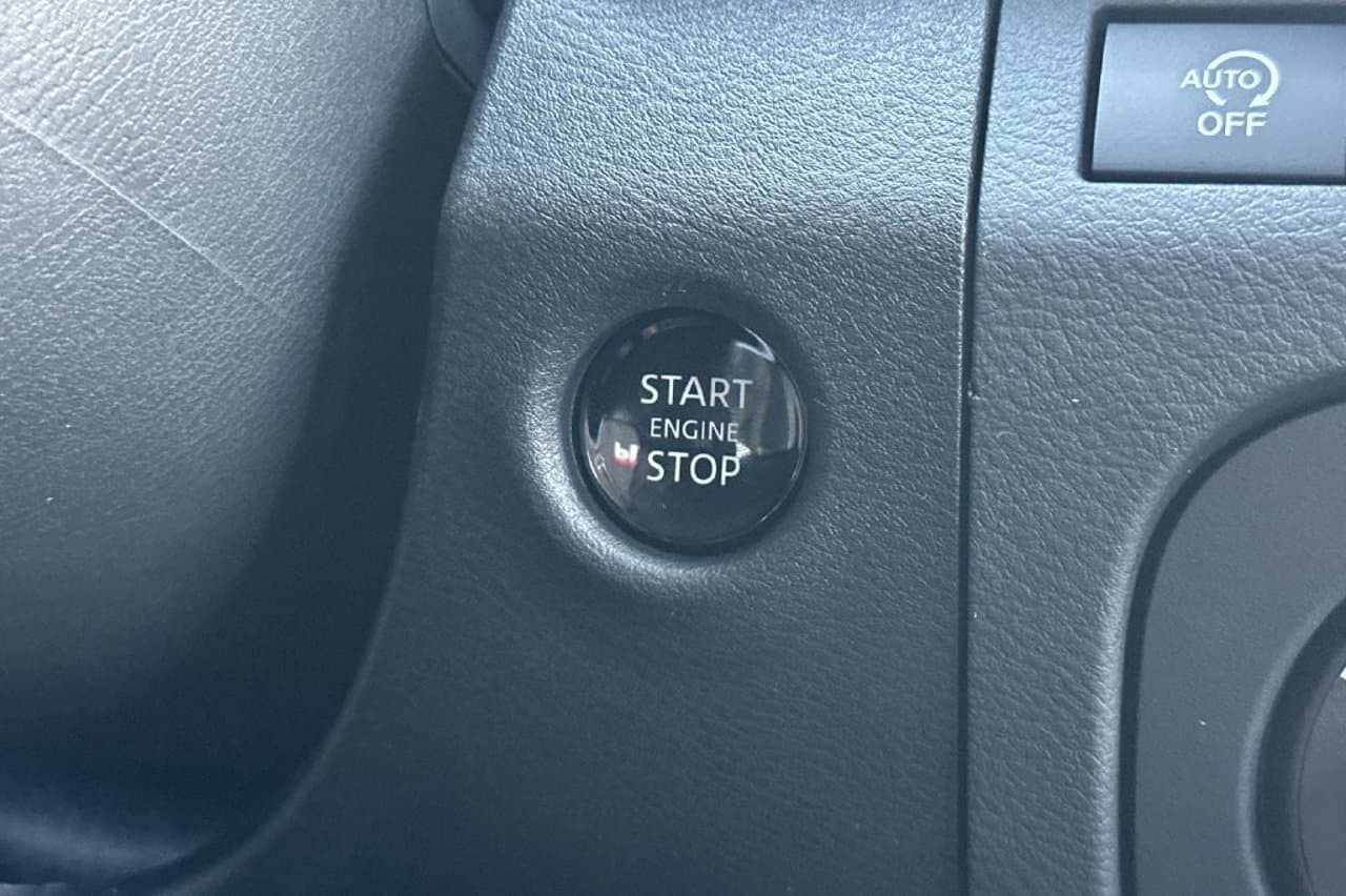 2026 Nissan Frontier SV 18