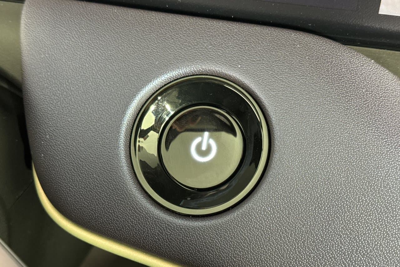 2026 Nissan LEAF PLATINUM+ 19