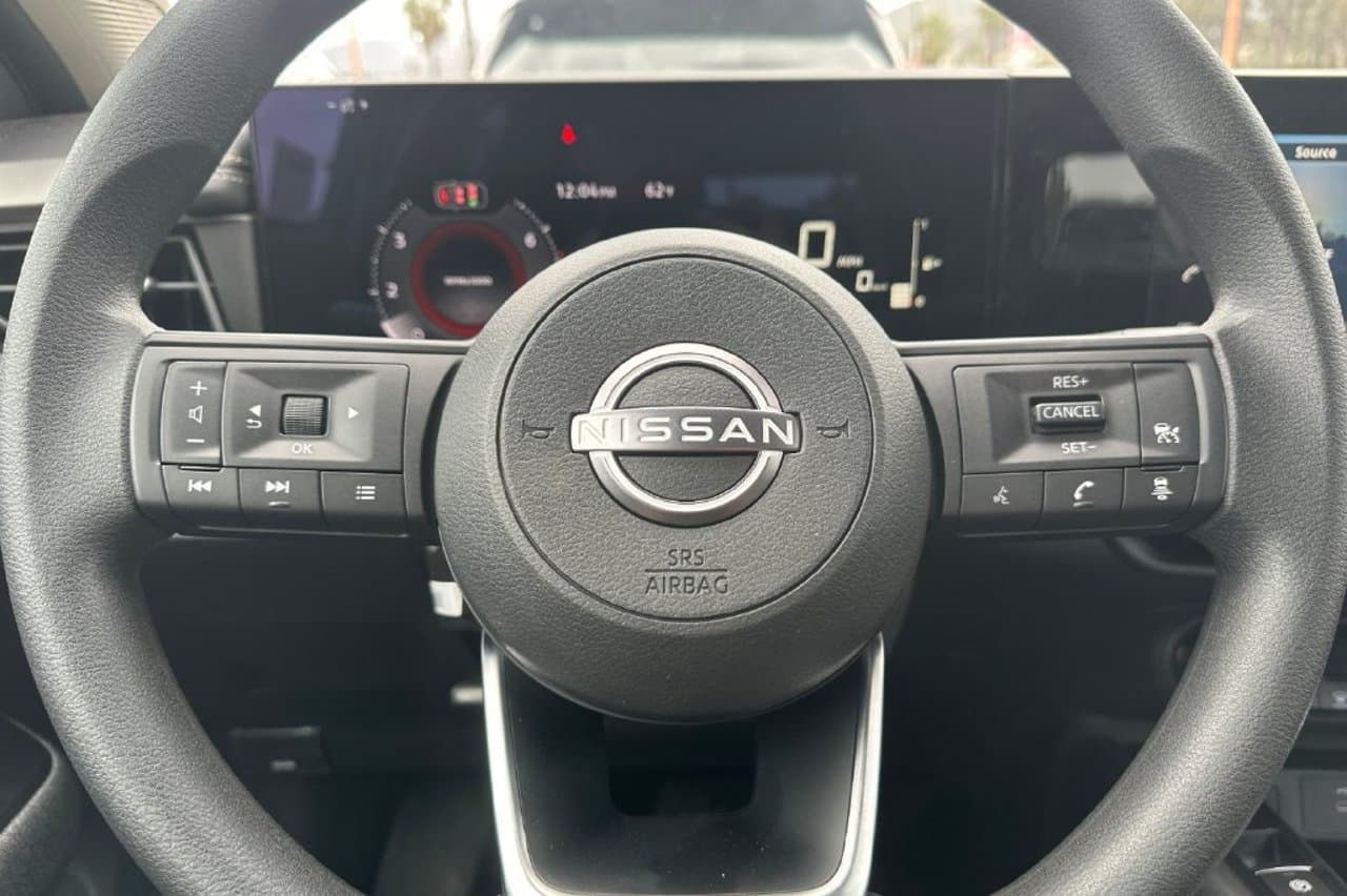 2027 Nissan Kicks SV 20
