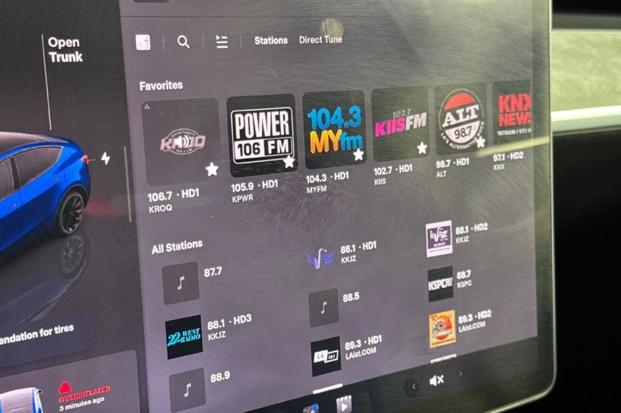 2022 Tesla Model Y Long Range 16