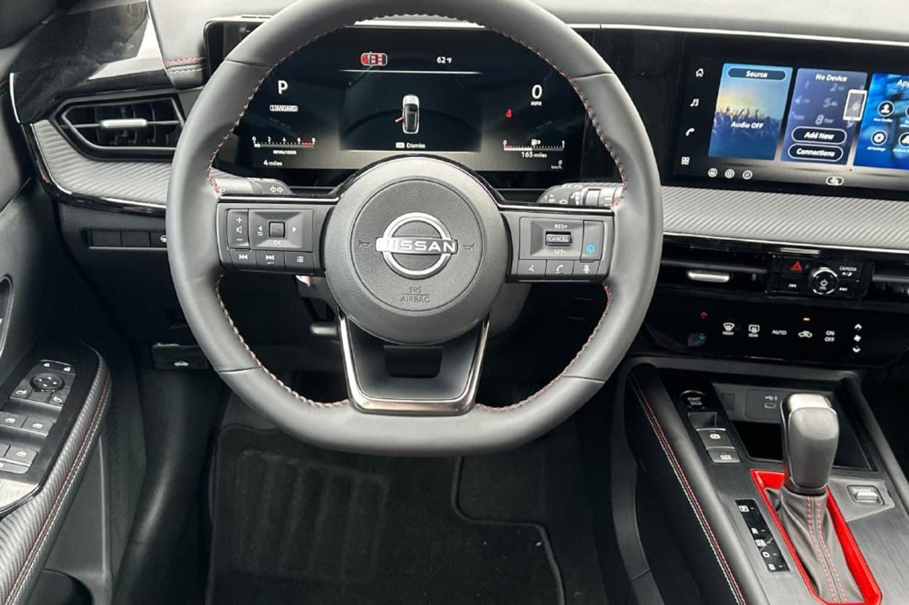 2027 Nissan Kicks SR 12