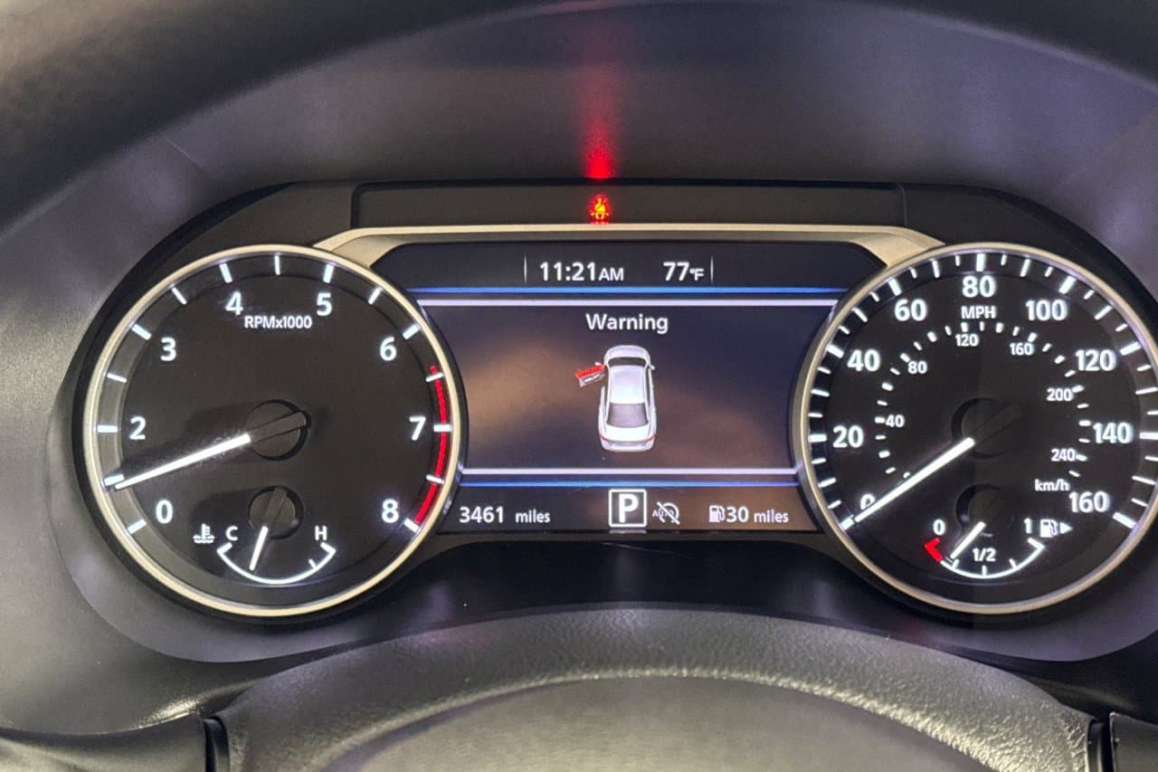 2025 Nissan Sentra SV 20