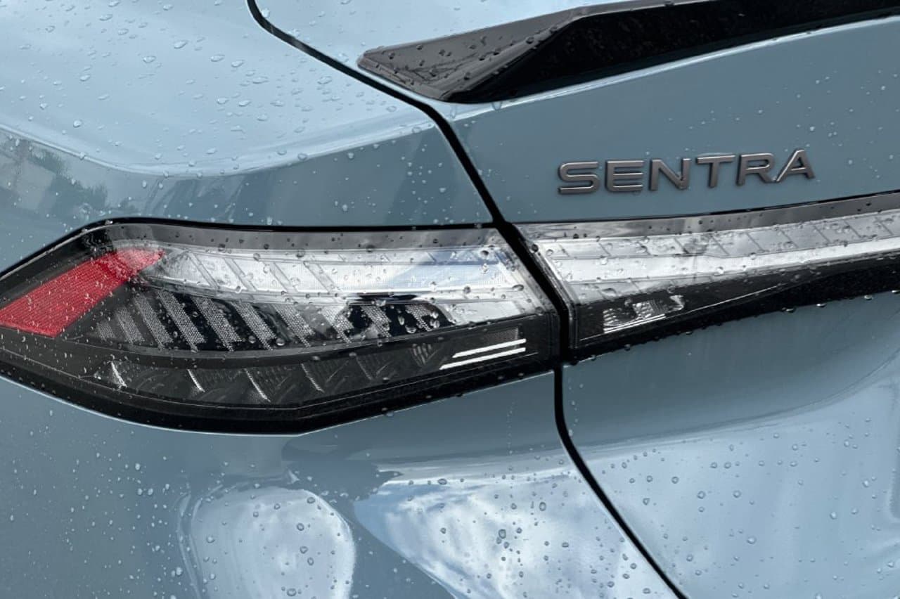 2027 Nissan Sentra SR 20