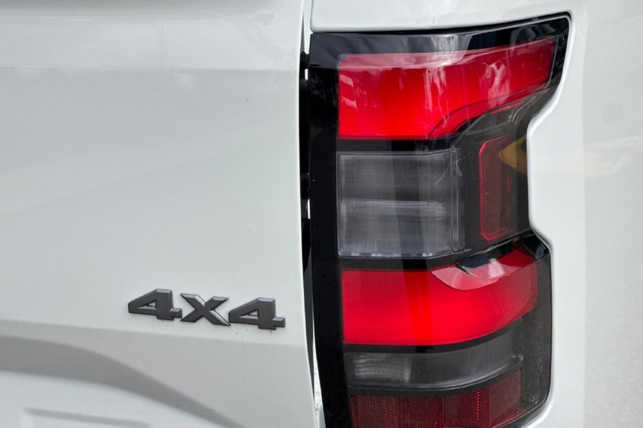 2026 Nissan Frontier S 22