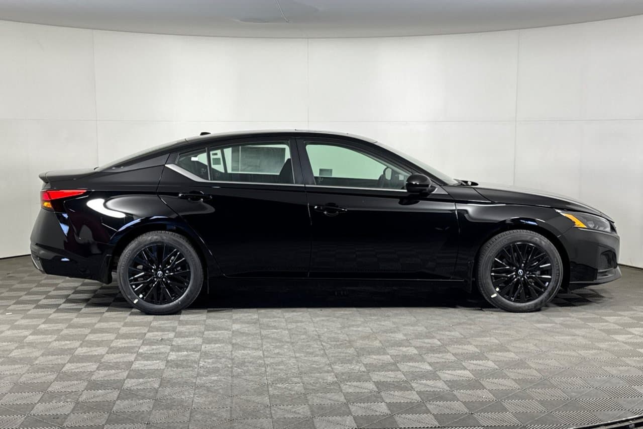 2026 Nissan Altima SV 2