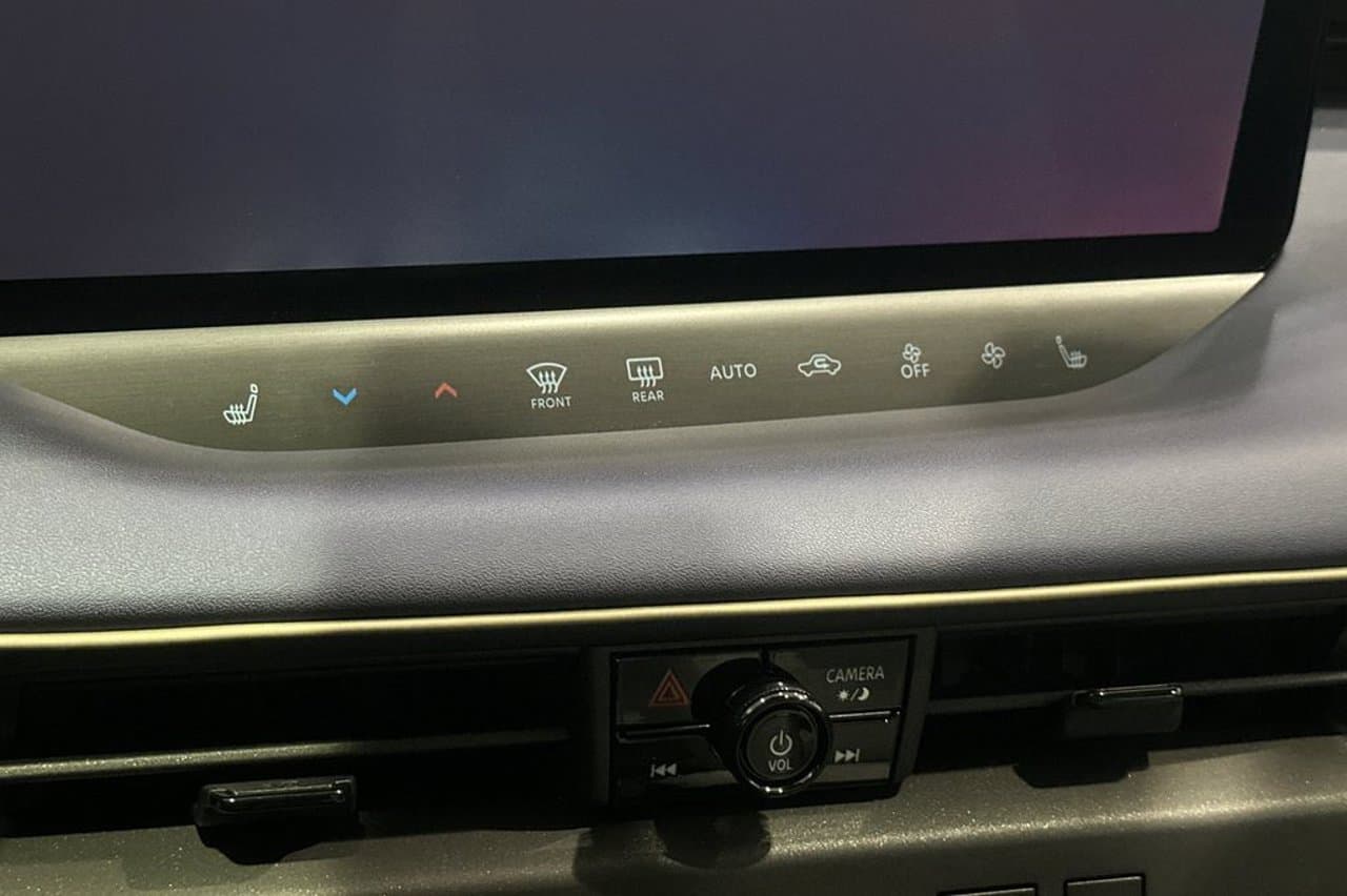 2026 Nissan LEAF PLATINUM+ 16