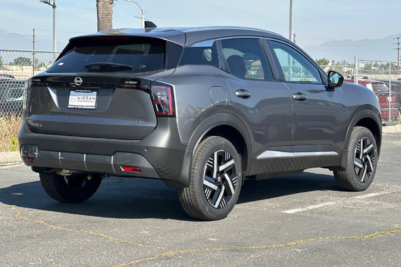 2026 Nissan Kicks SV 3