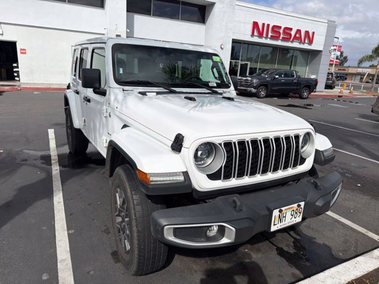 2024 Jeep Wrangler Sahara 2