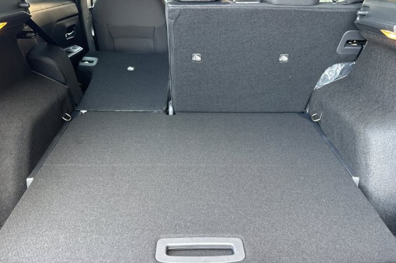 2026 Nissan Kicks SV 12