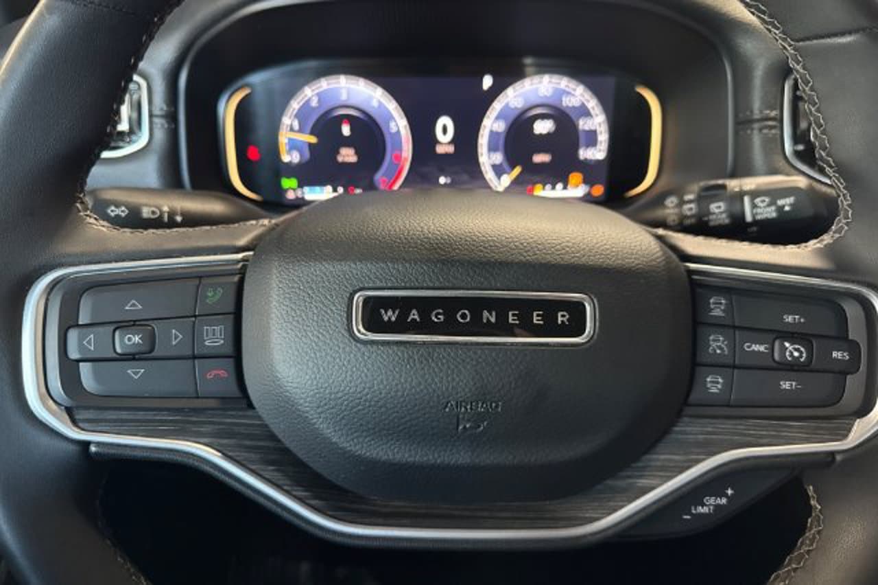 2024 Jeep Wagoneer Series II 23