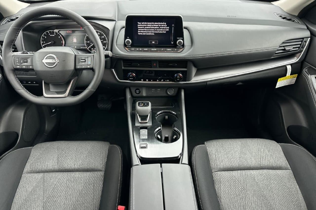 2026 Nissan Rogue SV 10