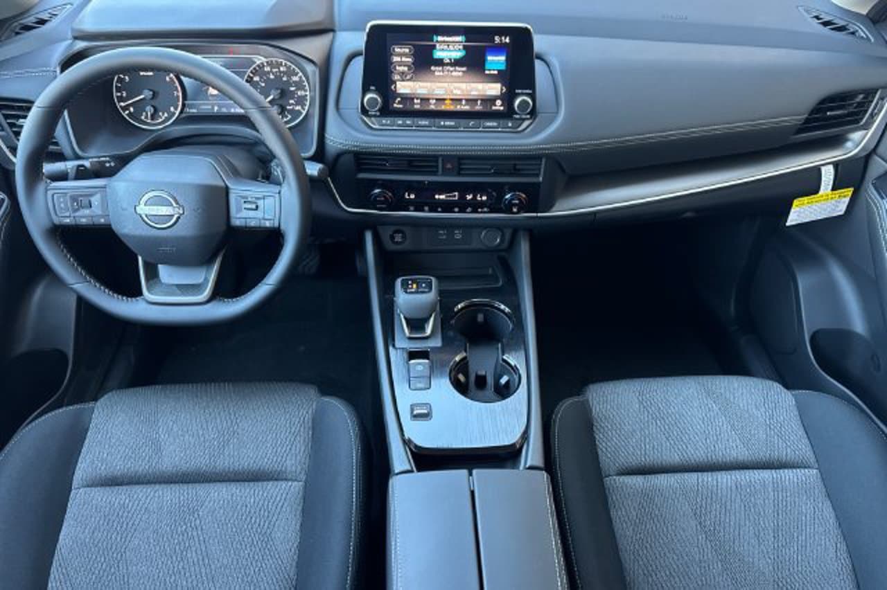 2026 Nissan Rogue SV 10
