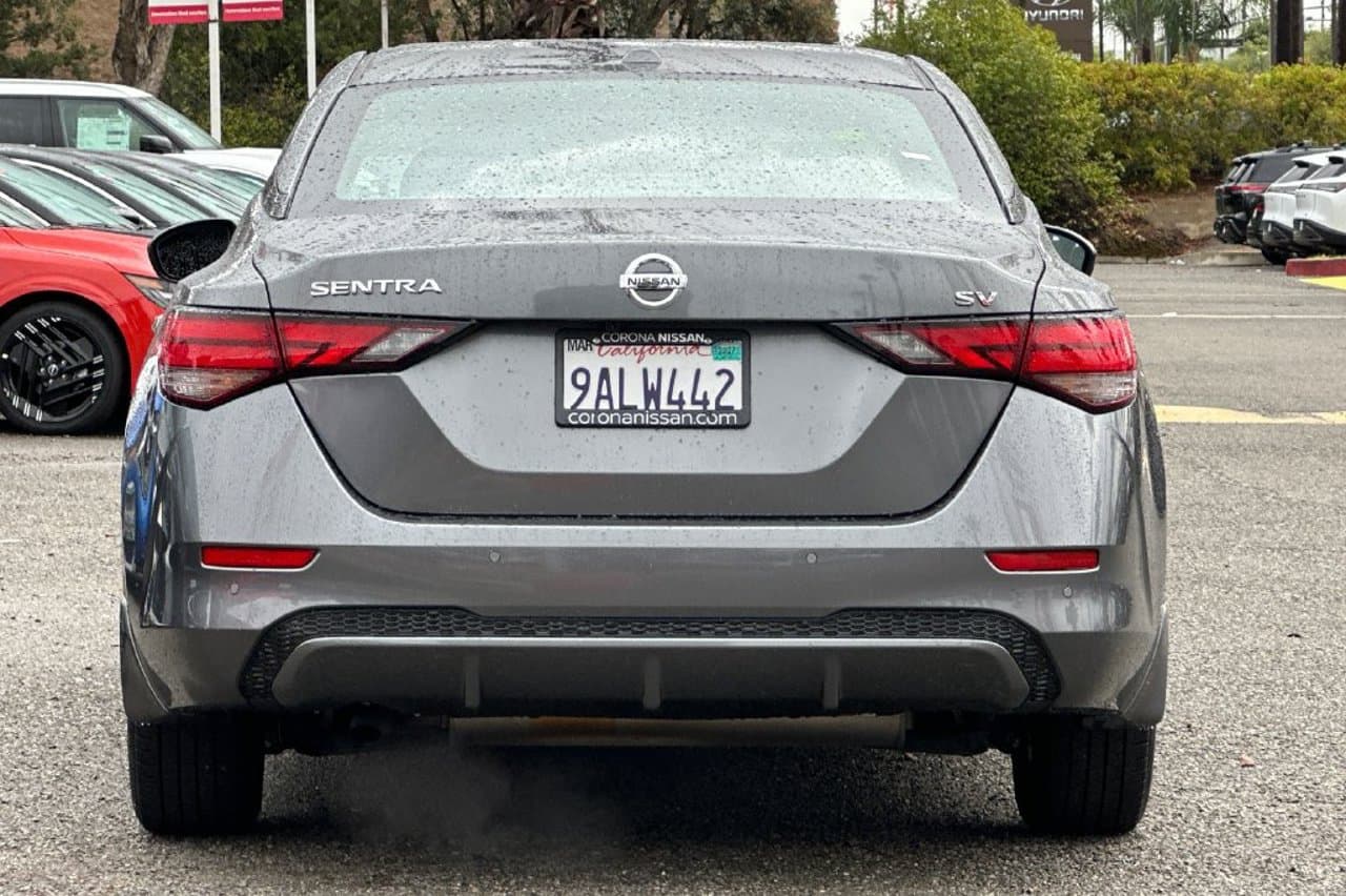 2022 Nissan Sentra SV 5