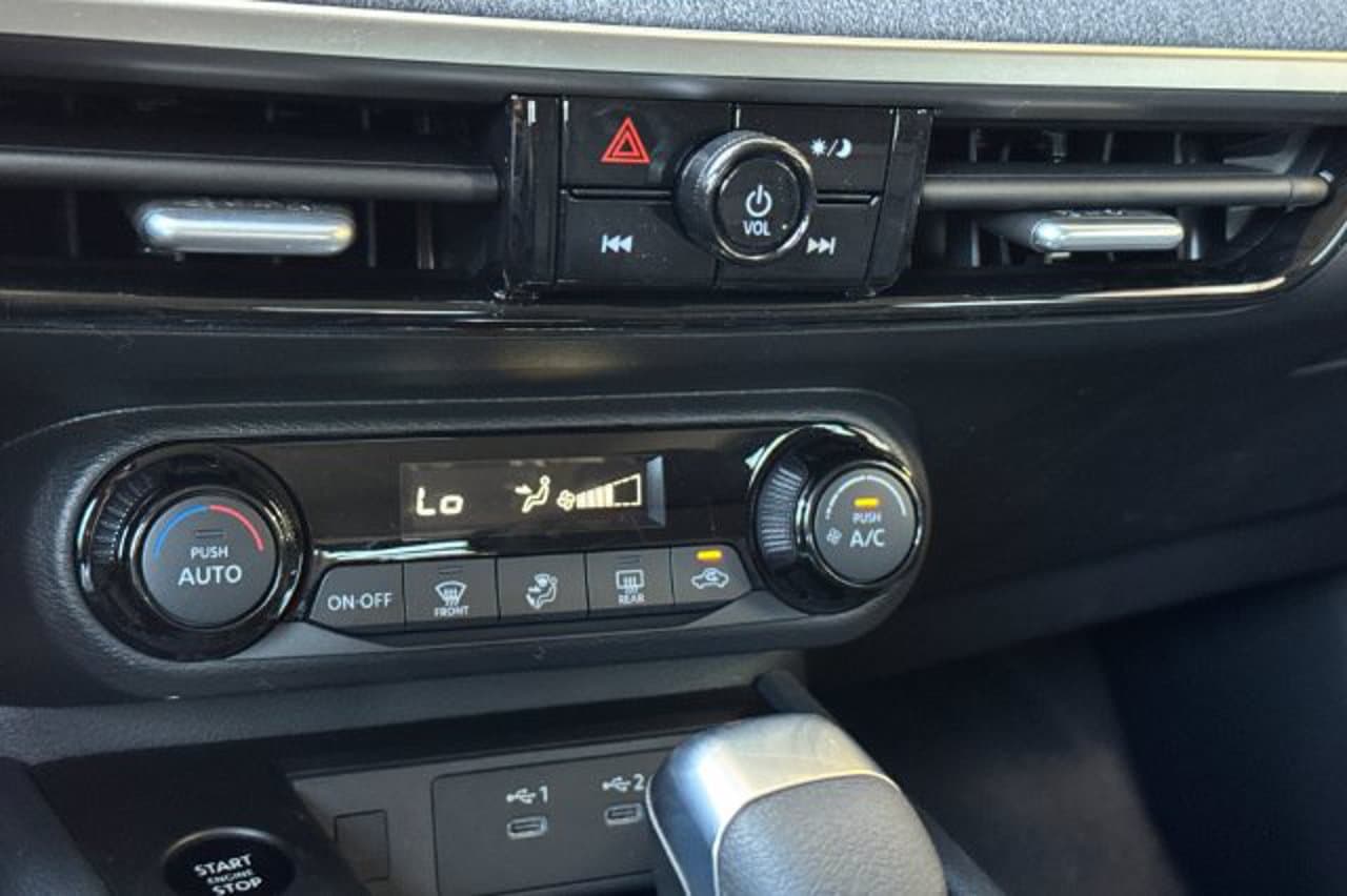 2026 Nissan Kicks SV 17