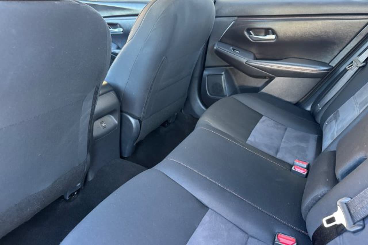 2025 Nissan Sentra SR 10