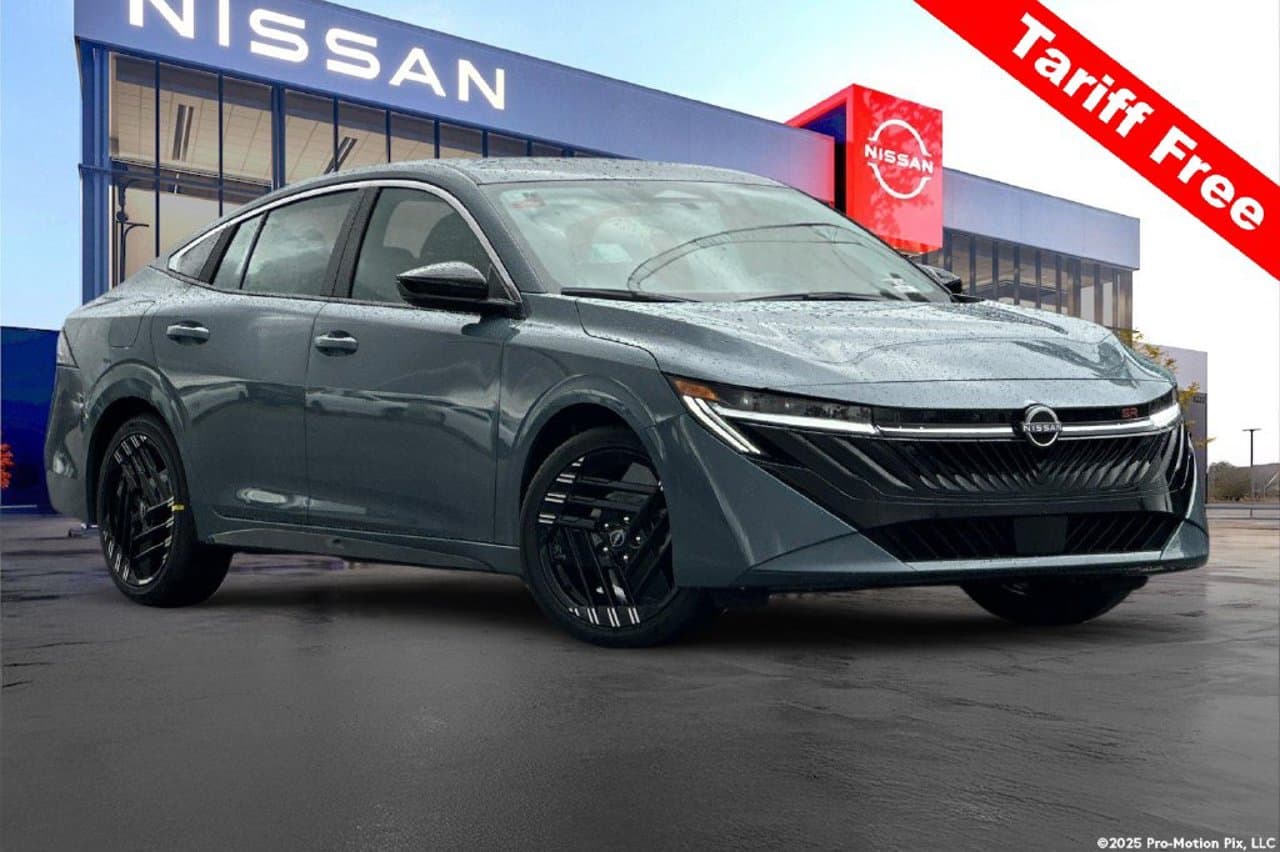 2027 Nissan Sentra SR 1
