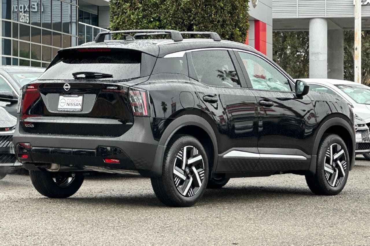 2027 Nissan Kicks SV 4