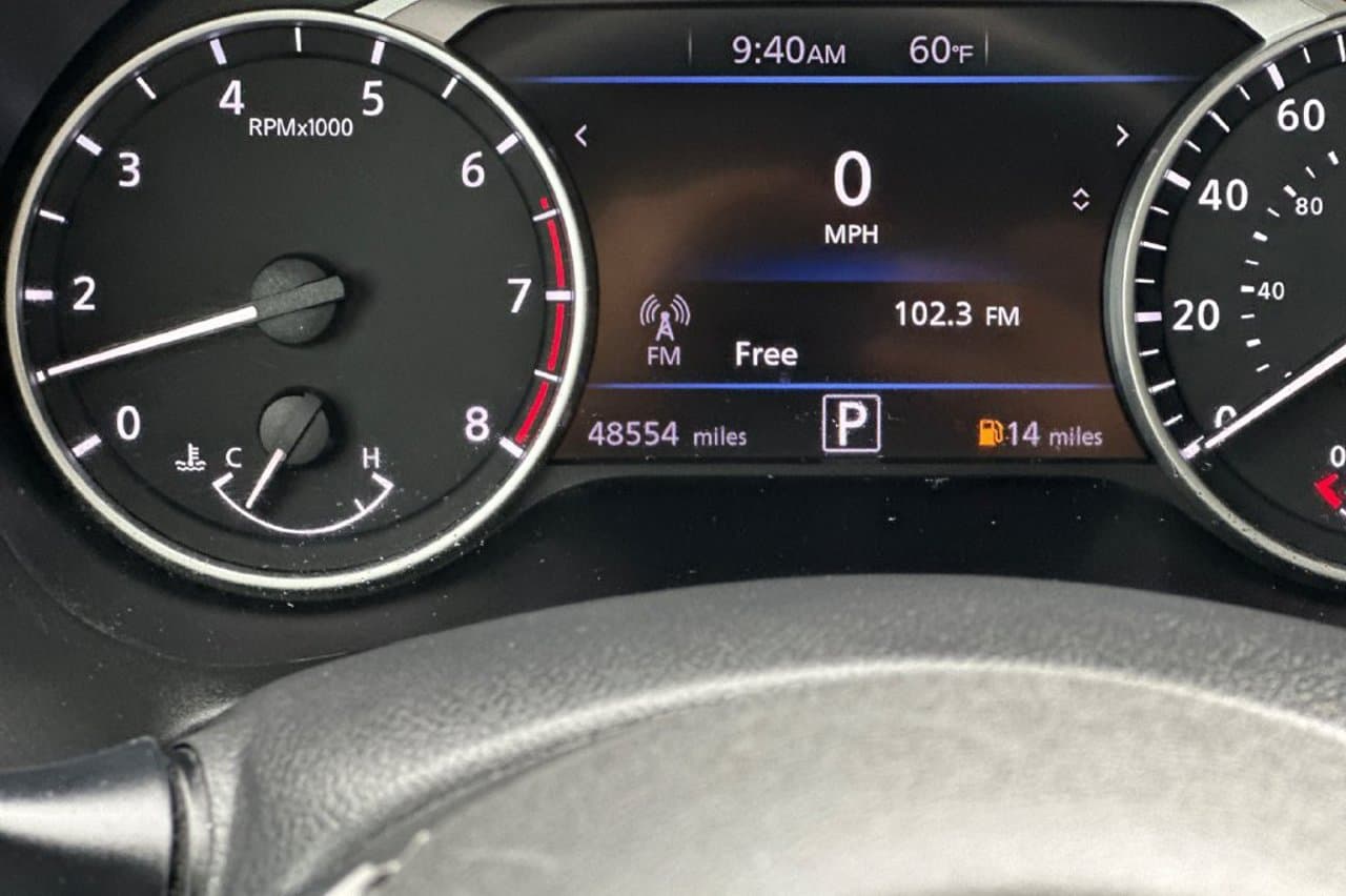 2022 Nissan Sentra SV 21