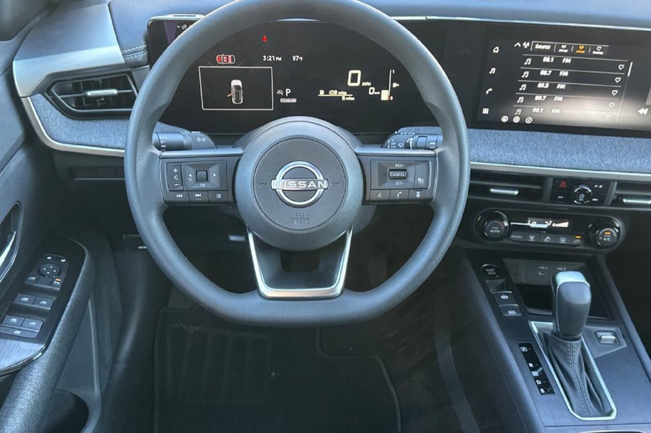 2027 Nissan Kicks SV 12