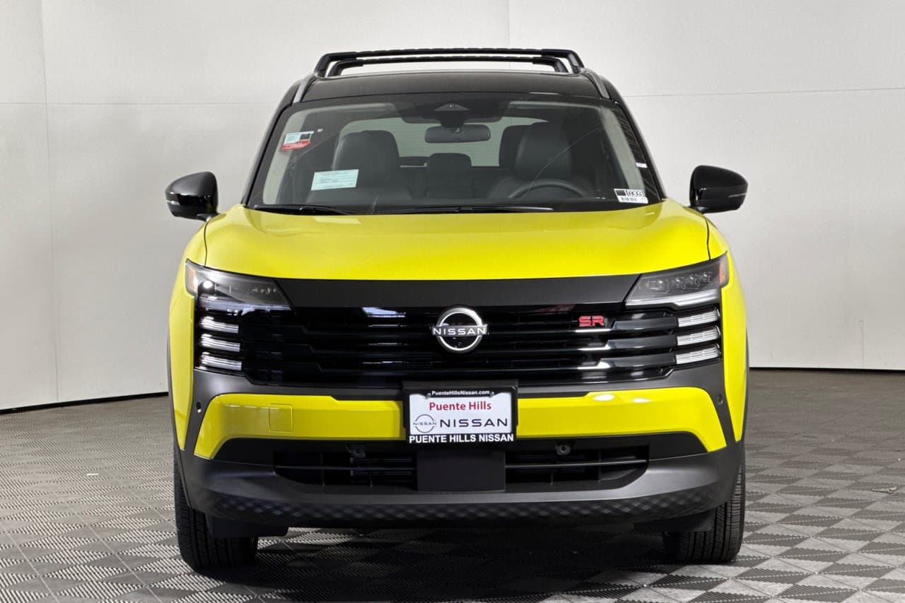 2026 Nissan Kicks SR 6