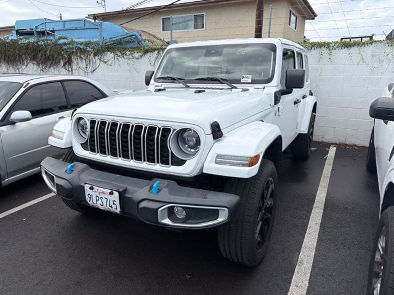 2024 Jeep Wrangler 4xe Sahara 2