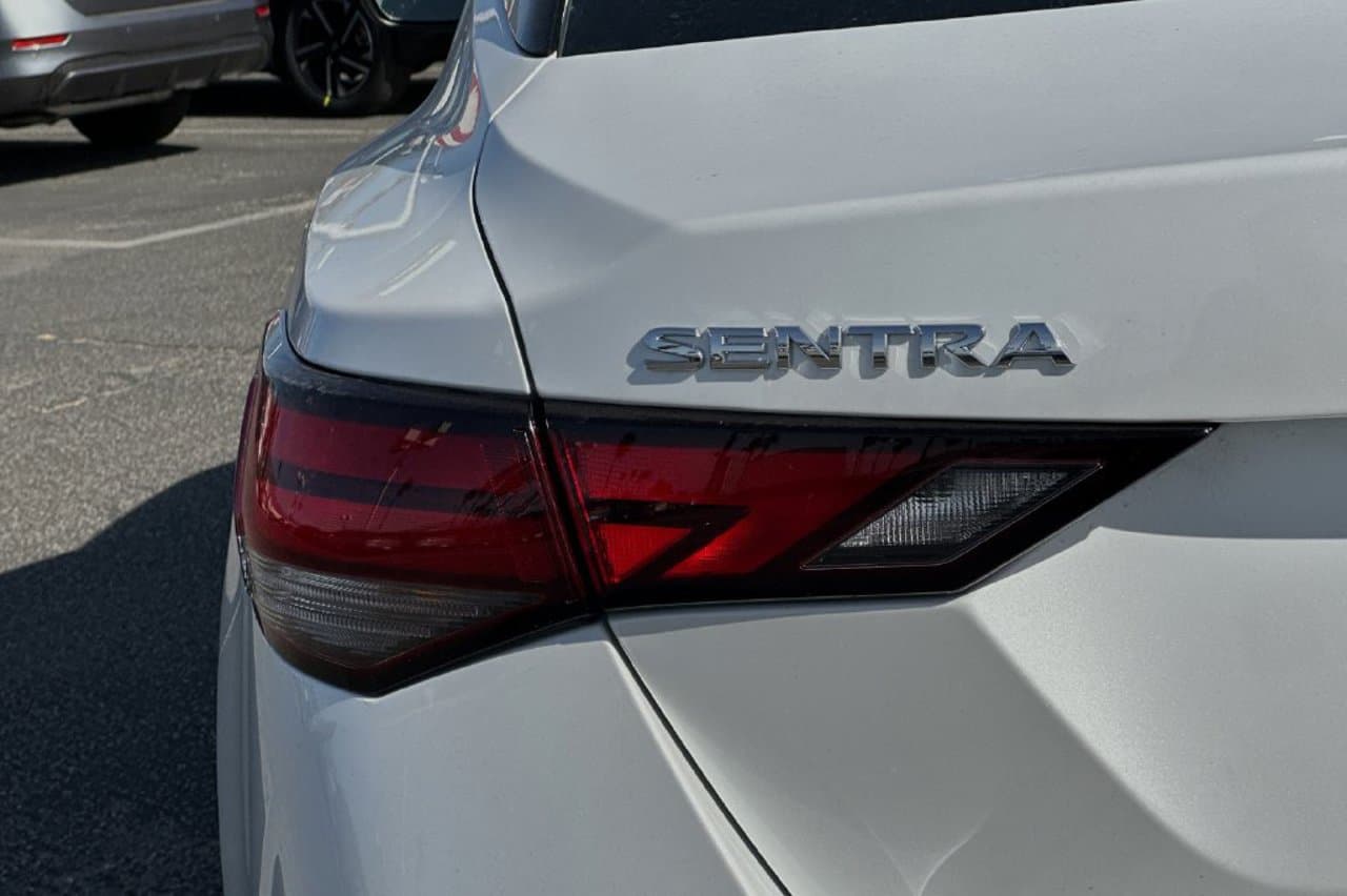 2025 Nissan Sentra SV 20