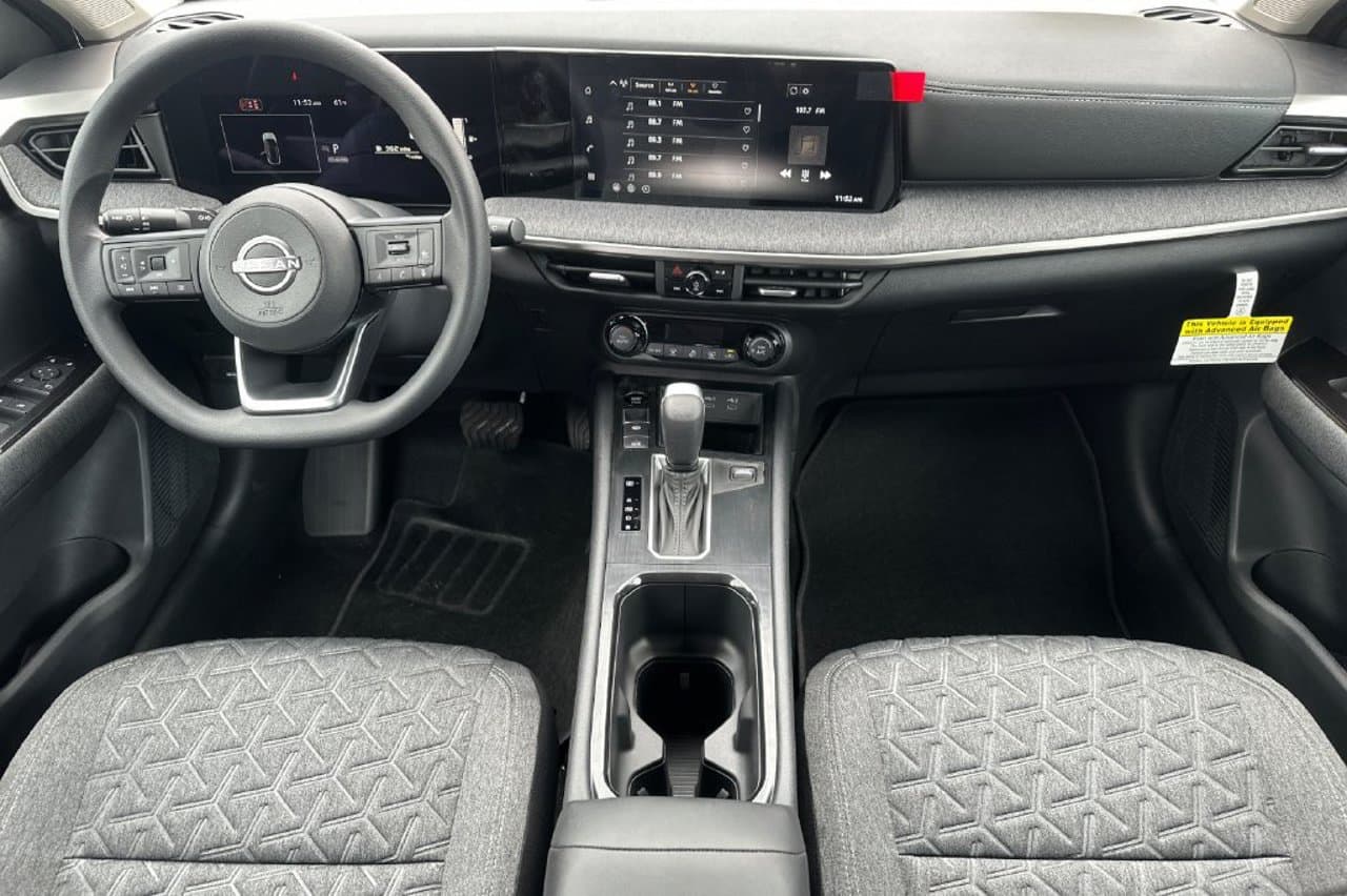 2027 Nissan Kicks SV 11