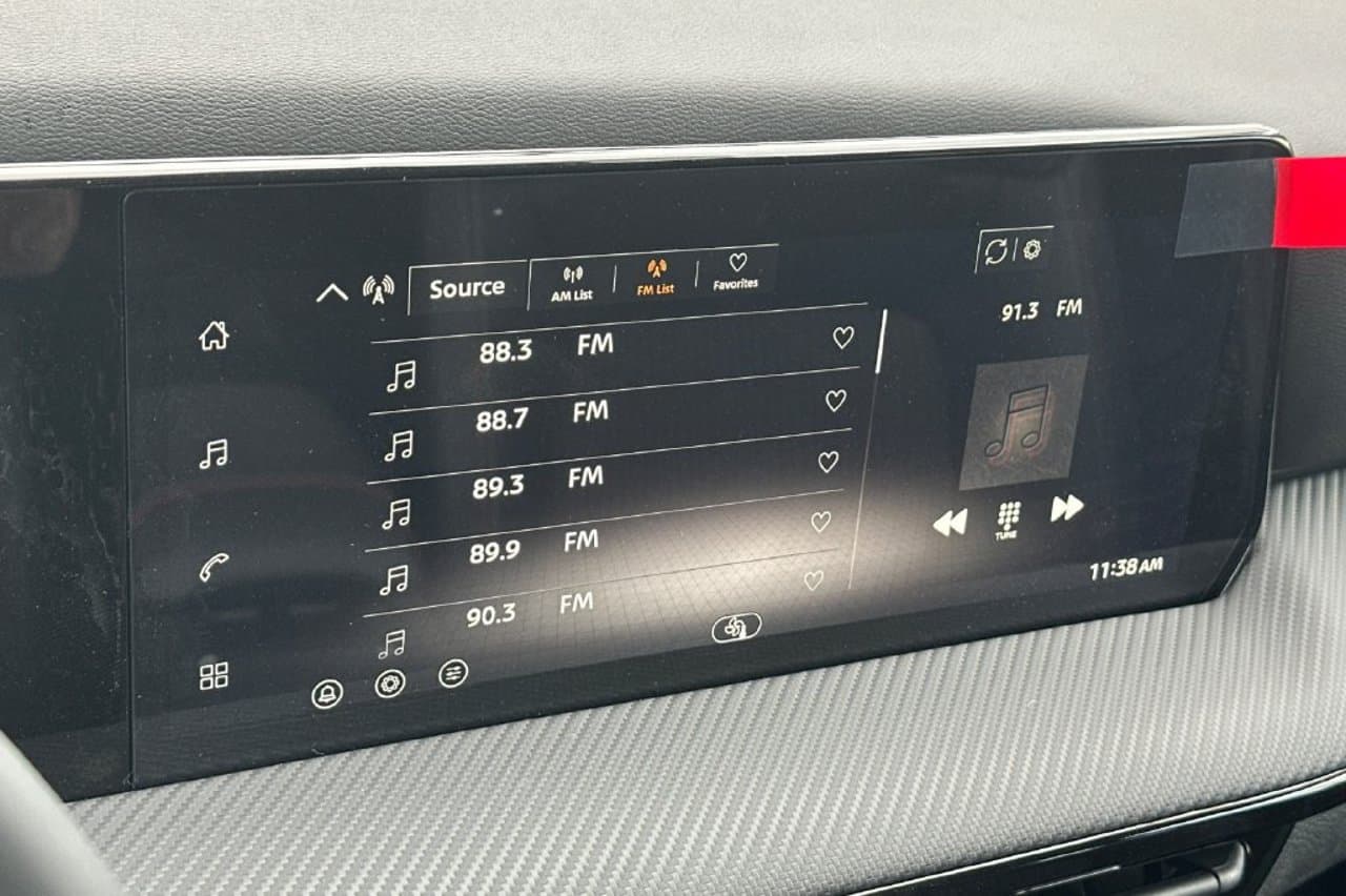 2027 Nissan Kicks SR 15