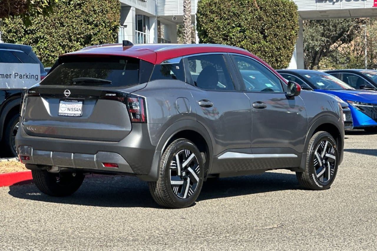 2027 Nissan Kicks SV 4