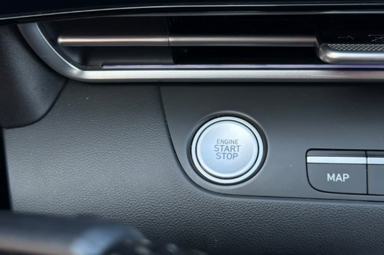 2024 Hyundai Elantra Limited 20