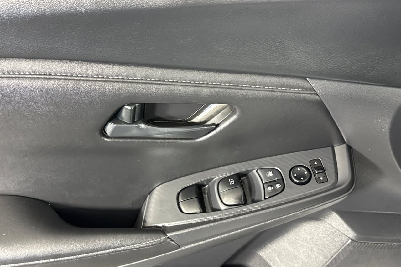 2025 Nissan Sentra S 8